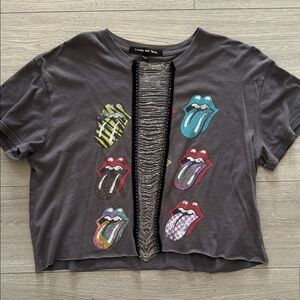 Trendy & Tipsy Rolling Stones Concert Tee - Gray With Chain In Middle